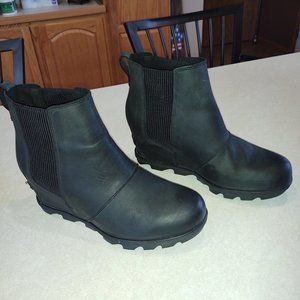 Sorel Black Wedges